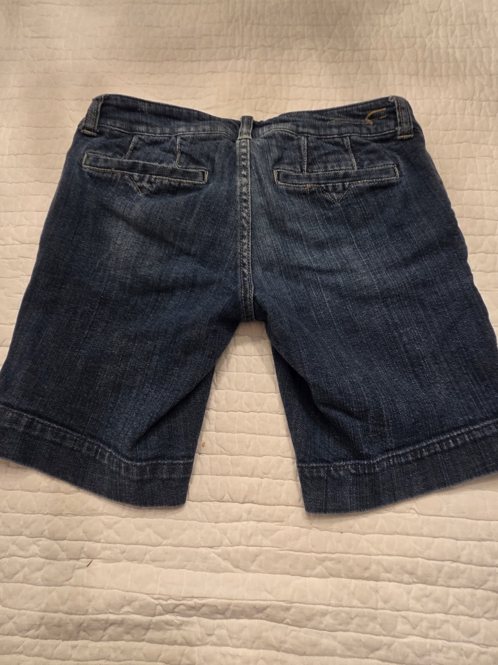 American Eagle Outfitters Navy Blue Denim Detail Shorts Size 00 - Picture 2 of 8